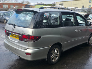 Toyota Previa 2  XR30 рест. 2005