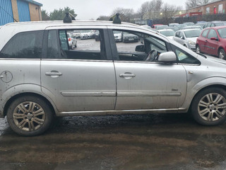 Opel Zafira 2  (B) рест. 2012