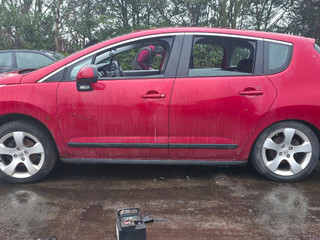 Peugeot 3008 2011