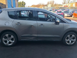 Peugeot 3008 2012
