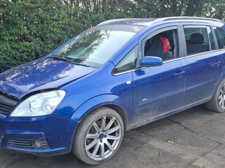 Opel Zafira 2  (B) 2006