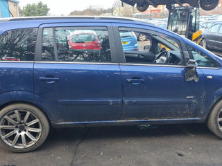 Opel Zafira 2  (B) 2006