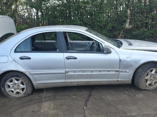 Mercedes-Benz C-Класс W203/S203/CL203 2002