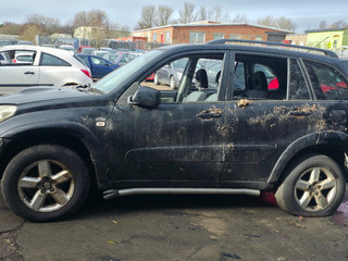 Toyota RAV4 2  (XA20) рест. 2005