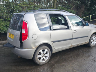 Skoda Roomster  5J 2007