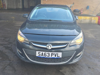 Opel Astra J рест. 2013