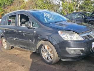 Opel Zafira 2  (B) рест. 2011