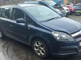 Opel Zafira 2  (B) рест. 2011