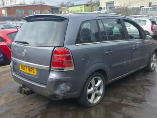 Opel Zafira 2  (B) 2007