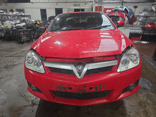 Opel Tigra 2 2005