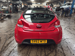 Hyundai Veloster 2012