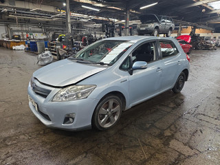 Toyota Auris E150 рест. E150 2012