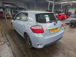 Toyota Auris E150 рест. E150 2012