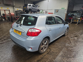 Toyota Auris E150 рест. E150 2012