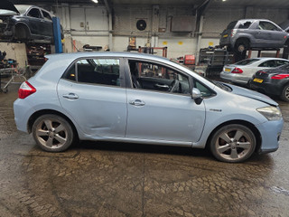 Toyota Auris E150 рест. E150 2012