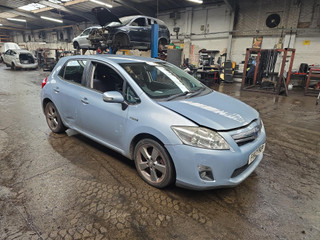 Toyota Auris E150 рест. E150 2012
