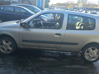 Renault Clio 2  2-й рест. 2005