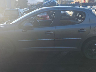 Peugeot 207 рест. 2011