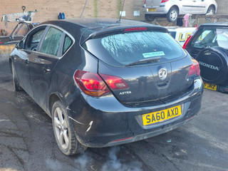 Opel Astra J 2010