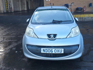 Peugeot 107 2006