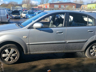 Kia Rio 2  рест. JB 2010