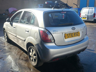 Kia Rio 2  рест. JB 2010