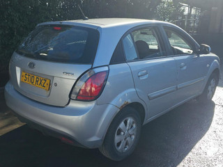 Kia Rio 2  рест. JB 2010