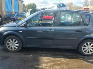 Renault Scenic 2  рест. 2007
