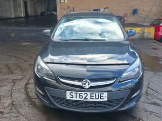 Opel Astra J рест. 2012