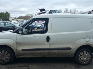 Opel Combo 4  (D) 2015