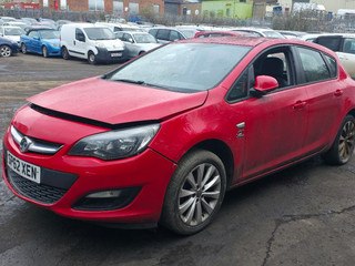 Opel Astra J рест. 2012