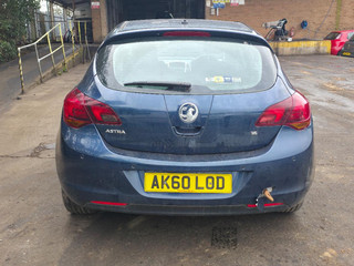 Opel Astra J 2010