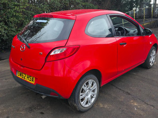 Mazda 2 2  рест. DE 2013