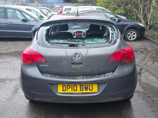 Opel Astra J 2010