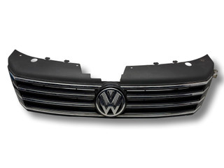 решетка радиатора Volkswagen Passat B7 2012, 1.6 л., TDi, CAYC, дизель, 6МКПП, deepblack / lc9x, седан, передний привод, правый руль, 3AA853651, 3AA853653
