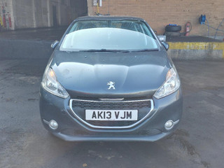 Peugeot 208 2013