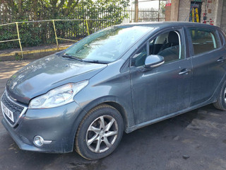 Peugeot 208 2013