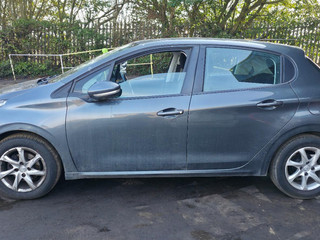 Peugeot 208 2013