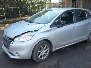 Peugeot 208 2013