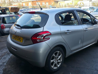 Peugeot 208 2013
