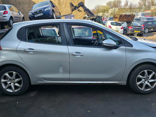 Peugeot 208 2013
