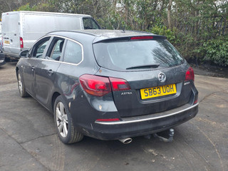 Opel Astra J рест. 2013
