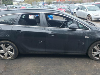 Opel Astra J рест. 2013