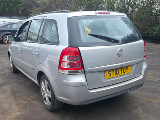Opel Zafira 2  (B) рест. 2010