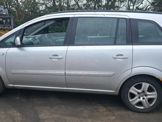 Opel Zafira 2  (B) рест. 2010