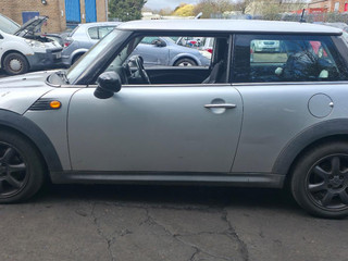 Mini Cooper 2 R56 2008