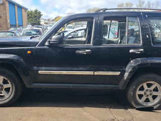 Jeep Cherokee 3  рест. KJ 2006