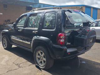 Jeep Cherokee 3  рест. KJ 2006