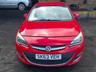 Opel Astra J рест. 2013