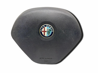 подушка безопасности водителя Alfa Romeo Giulietta 3 поколение 2011, 2.0 л., JTD, 940 A4.000, дизель, 6МКПП, blu profondo / 466, хетчбэк 5 дв., передний привод, правый руль, 1560915200